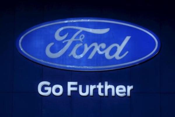 Ford, “spazzatura” per Moody’s e titolo crolla a Wall Street