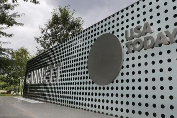 StockBeat - Gannett Rises on Report of Merger Talks With Gatehouse Media