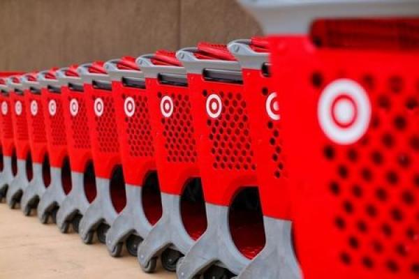 Stocks - Target, Lowe’s Rise Premarket; Urban Outfitters Falls