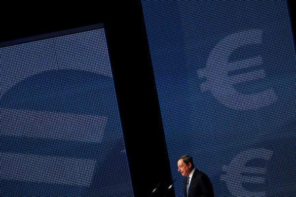BCE En Direct : Suivez la conférence de presse de Mario Draghi sur Investing.com