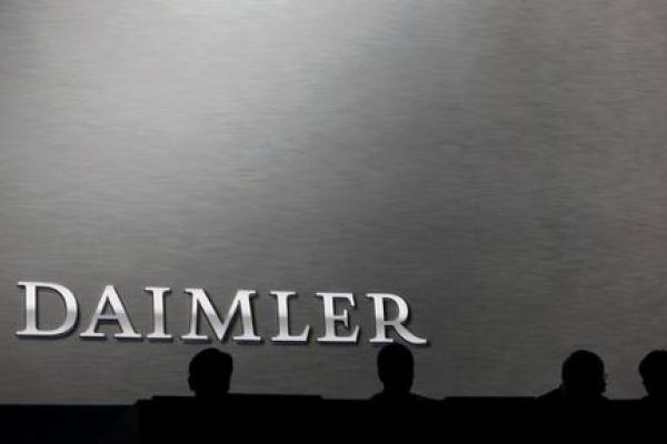 Daimler, ricavi trimestrali battono previsioni