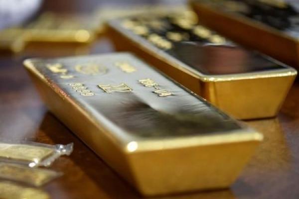 Gold Down Even Amid Uptick in COVID-19 Cases
