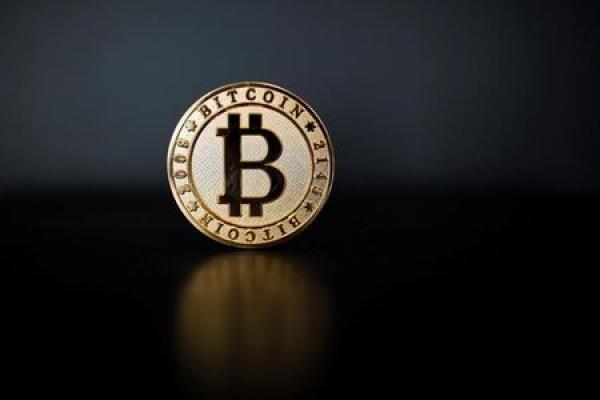 Bitcoin breekt door $ 12.000; Analisten zien crypto als 'veilige haven'