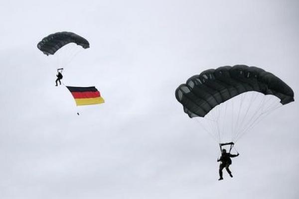 Services Rescue German Private Sector Activity in February