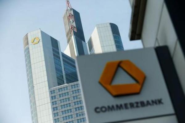 Le voci di una fusione Deutsche-Commerzbank si fanno più serie