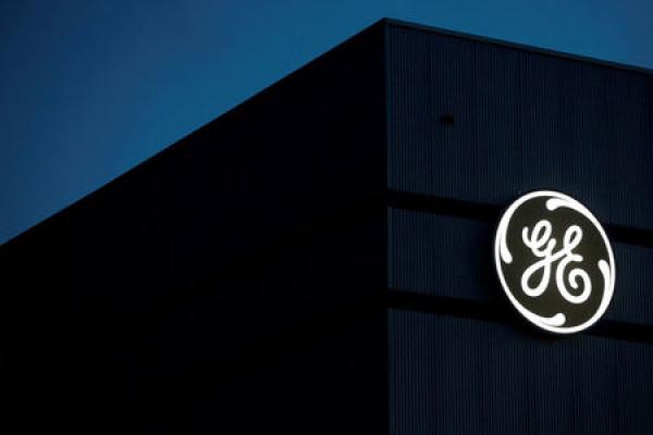 General Electric Stock Falls 4%