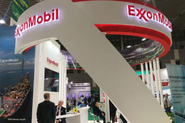 Crude Oil Prices Rise on Signs of Life in U.S. Labor Market