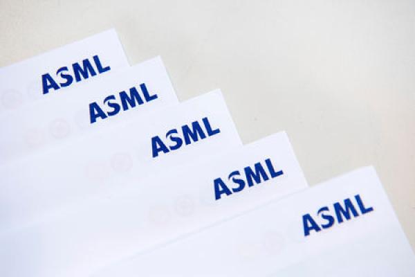 ASML Holding Quartalszahlen: Gewinnerwartung und Umsatzprognose im Q1 verfehlt