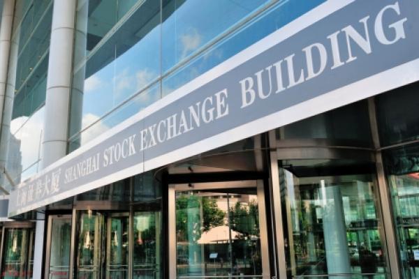Chine: Les marchés actions finissent en baisse; l'indice Shanghai Composite recule de 0,40%