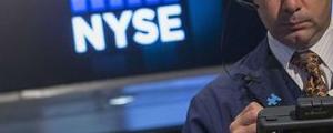 Dow Makes Late-Dash Higher as Wave of Tech Buying Continues