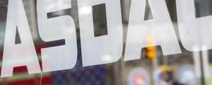 Beyond Meat Bucks the Selloff, Climbs Midday