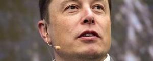 Elon Musk più ricco di Warren Buffett dopo il nuovo record di Tesla