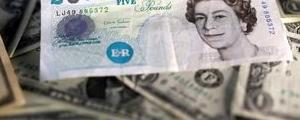 Dollaro su contro sterlina ed euro, la hard Brexit si avvicina