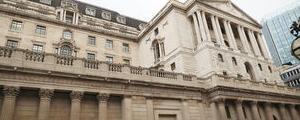 El Banco de Inglaterra anuncia un recorte de tipos, hasta el 0,25%