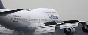 Lufthansa-Aktien sacken kurzzeitig kräftig ab