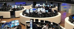 Aktien: Dax legt nach Industriedaten zu - US-Sino-Handelsgespräche im Fokus