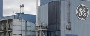 General Electric Stock Falls 4%