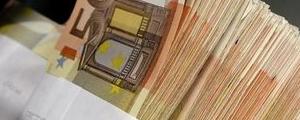 Euro blisko 2-tygodniowego minimum przed decyzją EBC