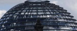 Bundesregierung erwägt Verlängerung der Corona-Restriktionen bis zum 3. Mai - dpa