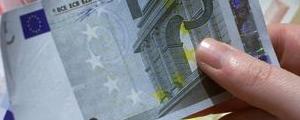 Eurodollar Unlikely to Make Imminent Return to Winning, Experts Warn