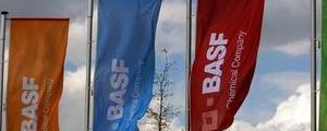 Pulso bursátil: Europa se rinde al virus; las aerolíneas y BASF alertan del riesgo