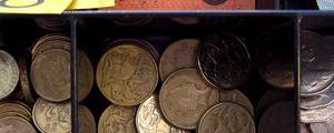 Safe Haven Yen Slips; Risk Currencies Gain on Trade Talk Hopes