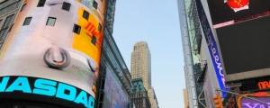 Nasdaq At Record as Investors Bet on Big Tech to Weather Virus Storm; Dow Falls